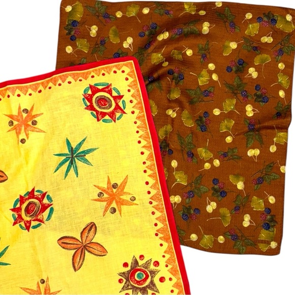 Vintage Guess & Benetton Scarves Lot, Autumn Berry Print & Retro Starburst - Picture 10 of 10